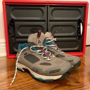 Women's Hiking Boots (Vibram Vasque)